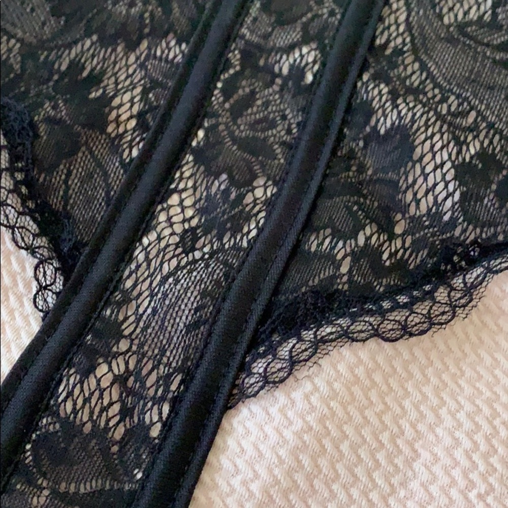 Lace Pink Crop Top - Picture 2 of 4